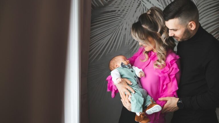 Comment devenir famille d’accueil pour un bébé né sous X ?